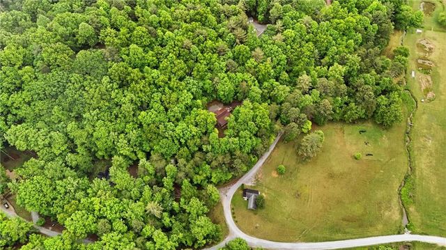 15 Mississippi Lane, Tiger, GA 30576