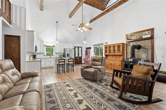 15 Mississippi Lane, Tiger, GA 30576