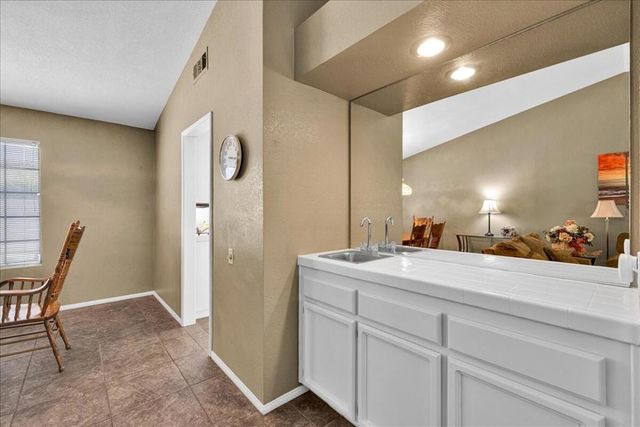 75179 Santa Fe Trail, Palm Desert, CA 92211
