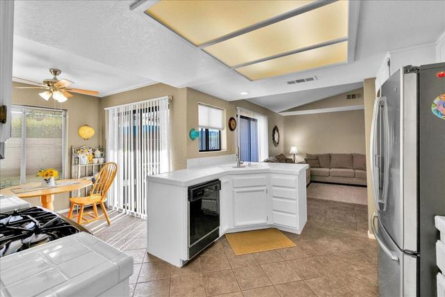 75179 Santa Fe Trail, Palm Desert, CA 92211