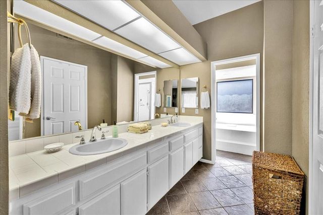 75179 Santa Fe Trail, Palm Desert, CA 92211