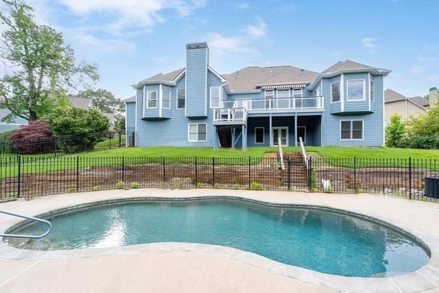 300 Towne Overlook Circle, Canton, GA 30114