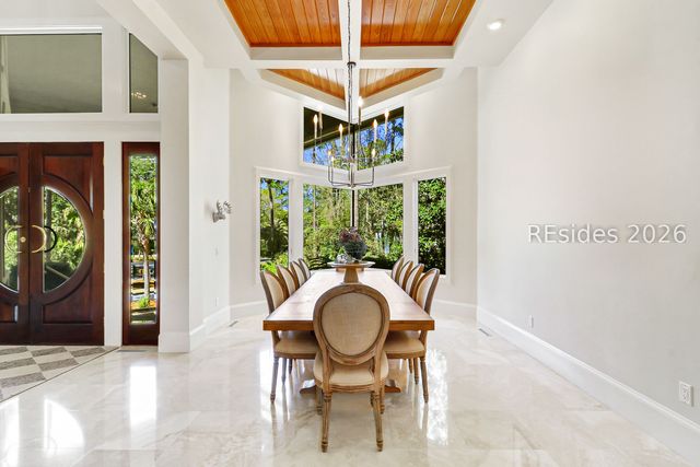 6 Dalton Ct, Hilton Head Island, SC 29928