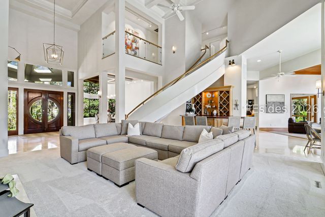 6 Dalton Ct, Hilton Head Island, SC 29928