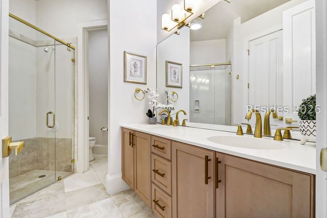 6 Dalton Ct, Hilton Head Island, SC 29928