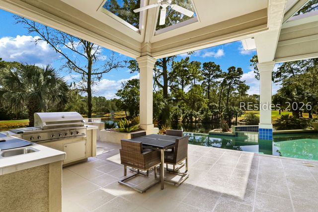 6 Dalton Ct, Hilton Head Island, SC 29928