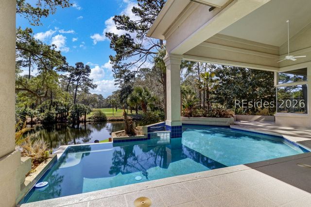 6 Dalton Ct, Hilton Head Island, SC 29928