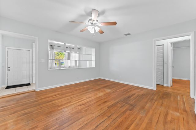 332 W Mango Street 1-2, Lantana, FL 33462