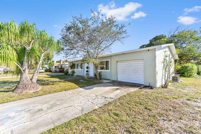 332 W Mango Street 1-2, Lantana, FL 33462