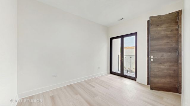 6336 Hennings Court, Morton Grove, IL 60053