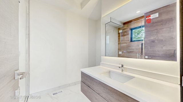 6336 Hennings Court, Morton Grove, IL 60053