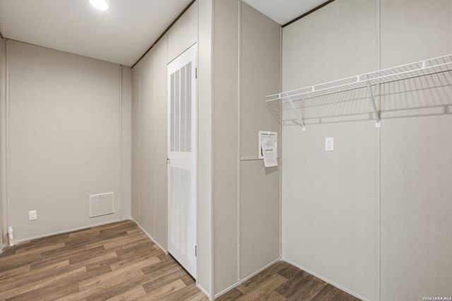 136 Parkview, Floresville, TX 78114