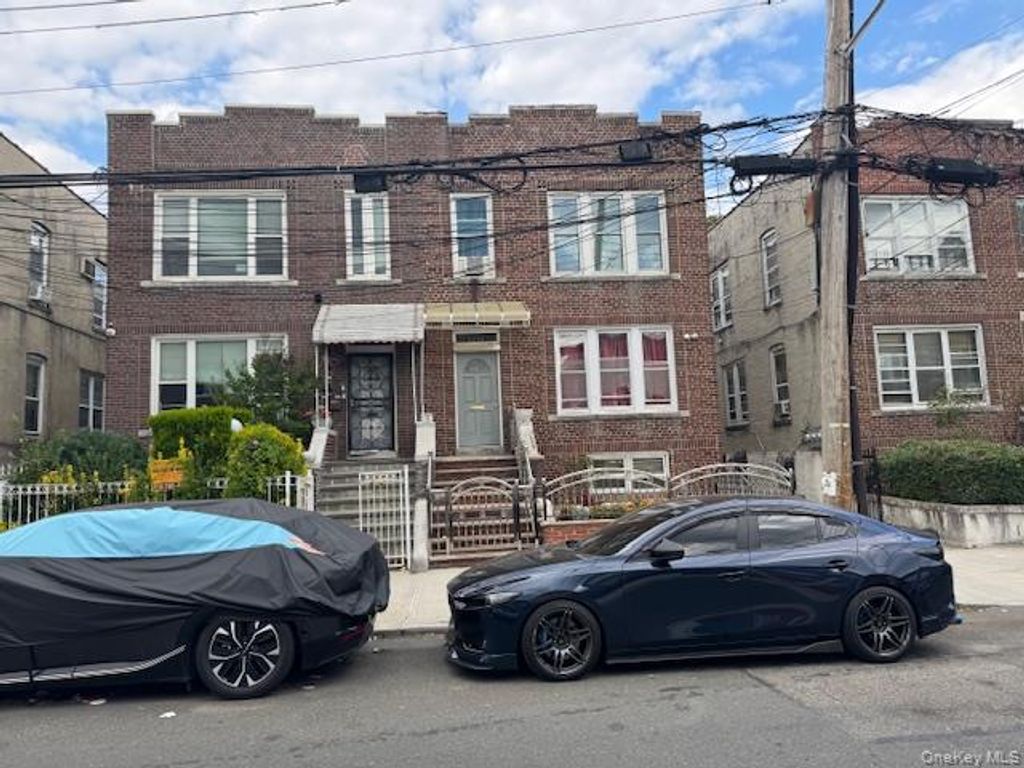 3340 Fish Avenue, Bronx, NY 10469 — photo 2