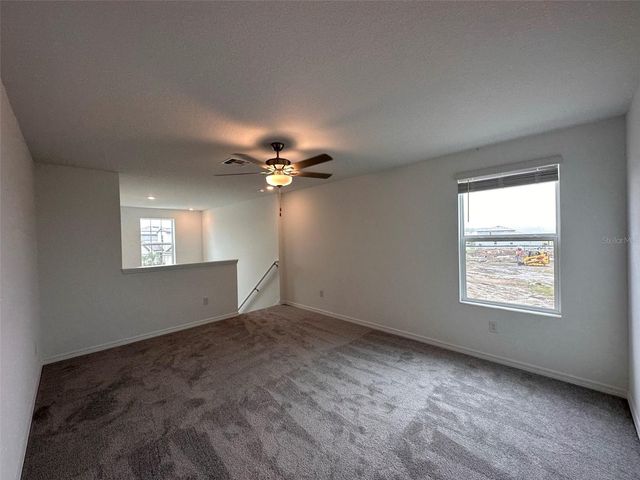 1946 LANIER ROAD, Zephyrhills, FL 33541