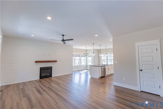 814 Chapman St, Ashland, VA 23005