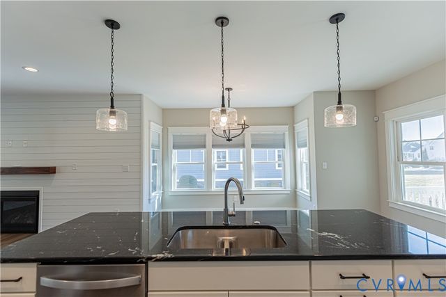 814 Chapman St, Ashland, VA 23005