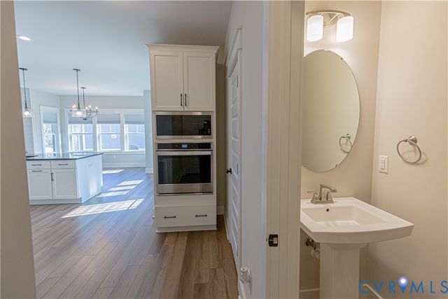 814 Chapman St, Ashland, VA 23005