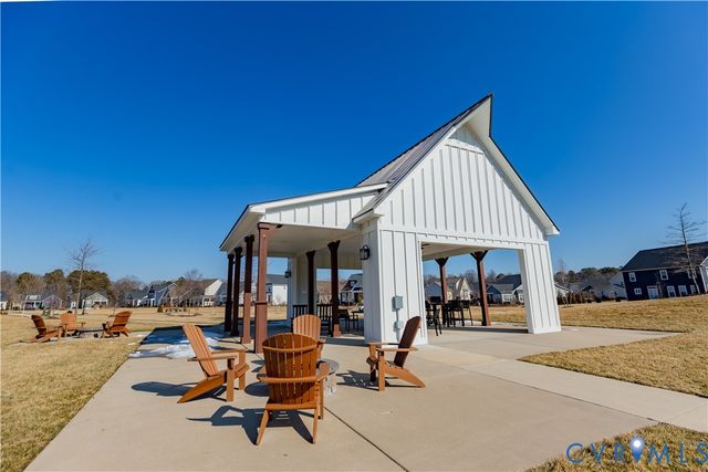 814 Chapman St, Ashland, VA 23005