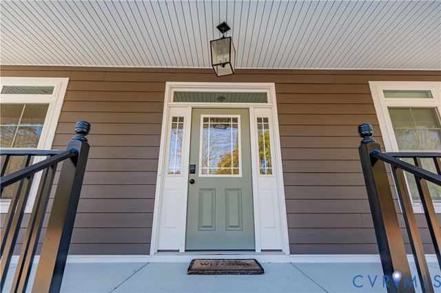 814 Chapman St, Ashland, VA 23005