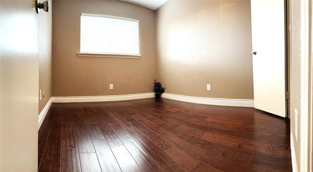 7124 S Gessner Road, Houston, TX 77036