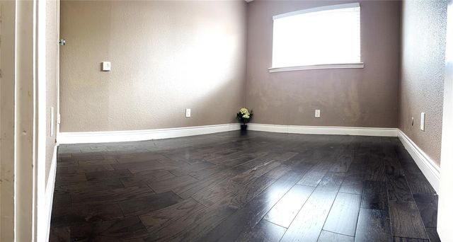 7124 S Gessner Road, Houston, TX 77036