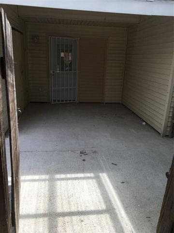 7124 S Gessner Road, Houston, TX 77036
