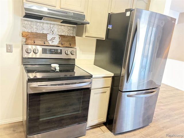 8506 Chesterfield Drive, Swartz Creek, MI 48473