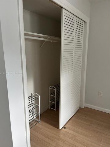 7304 SW 82nd St A105, Miami, FL 33143