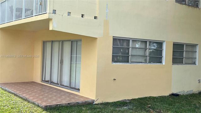 7304 SW 82nd St A105, Miami, FL 33143