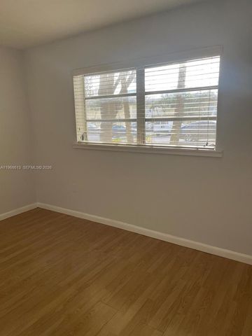 7304 SW 82nd St A105, Miami, FL 33143