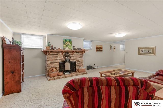 431 Lakewood Drive, Lincoln, NE 68510