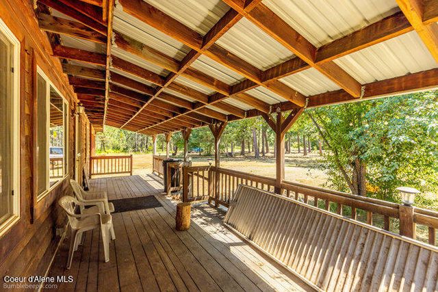 3003 E Carver Lane, Athol, ID 83801