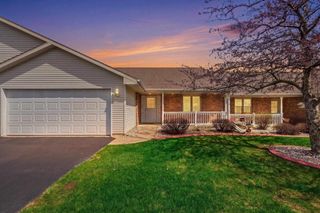 2540 HAVENWOOD DRIVE #D, Oshkosh, WI 54904