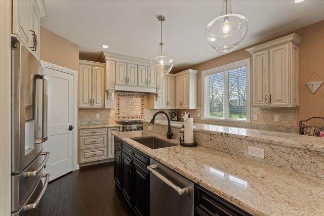 13560 Limerick Drive, St. John, IN 46373