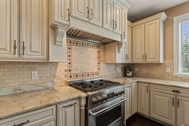 13560 Limerick Drive, St. John, IN 46373