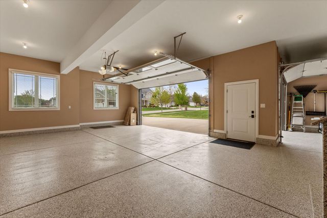 13560 Limerick Drive, St. John, IN 46373