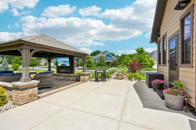 13560 Limerick Drive, St. John, IN 46373