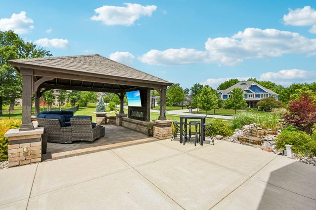 13560 Limerick Drive, St. John, IN 46373