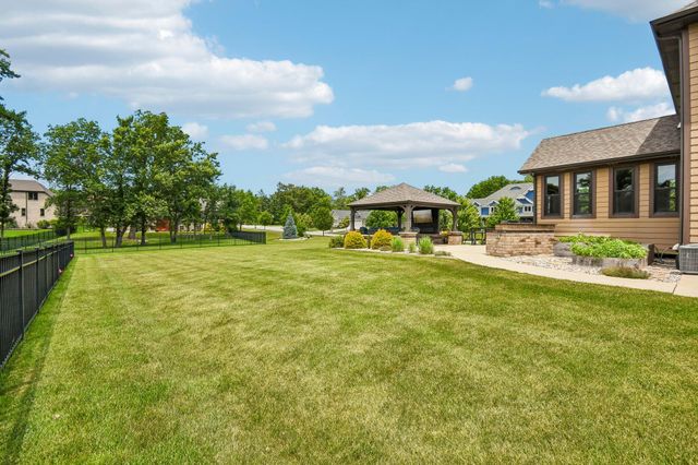 13560 Limerick Drive, St. John, IN 46373