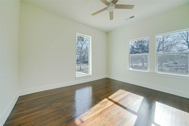 1312 S Travis Street, Sherman, TX 75090