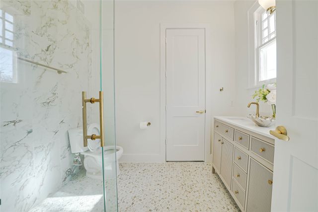 1312 S Travis Street, Sherman, TX 75090