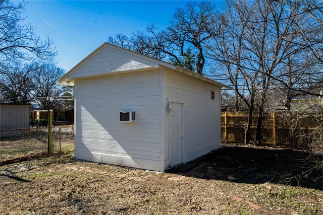 1312 S Travis Street, Sherman, TX 75090