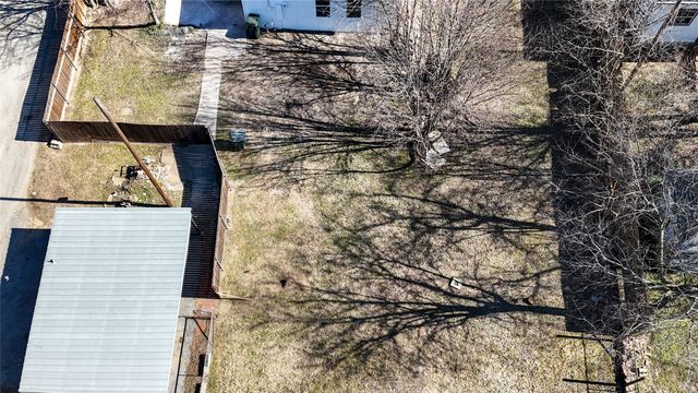 1312 S Travis Street, Sherman, TX 75090