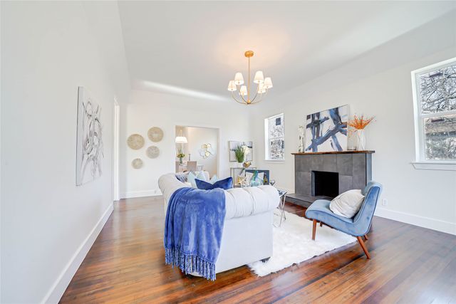 1312 S Travis Street, Sherman, TX 75090