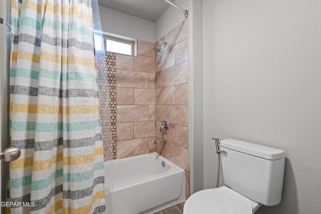 3937 DESERT DUNES Drive, El Paso, TX 79938