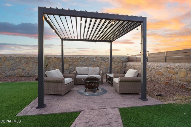 3937 DESERT DUNES Drive, El Paso, TX 79938