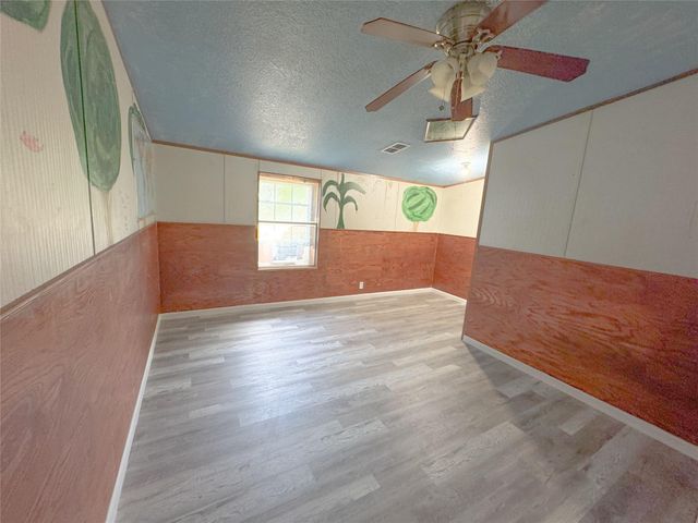 403 Fern Lane, Wharton, TX 77488