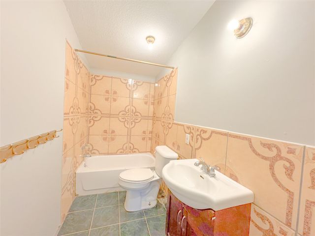 403 Fern Lane, Wharton, TX 77488