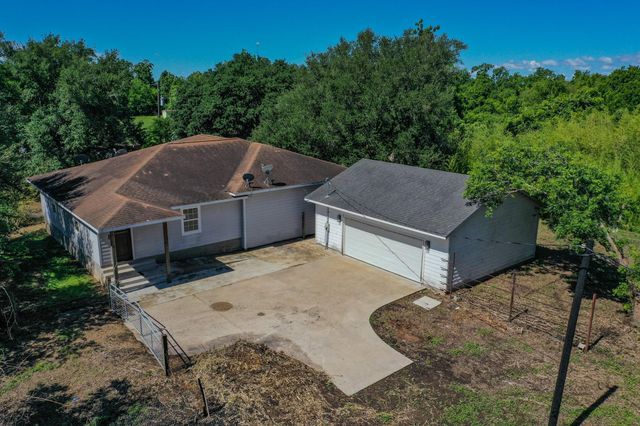 403 Fern Lane, Wharton, TX 77488