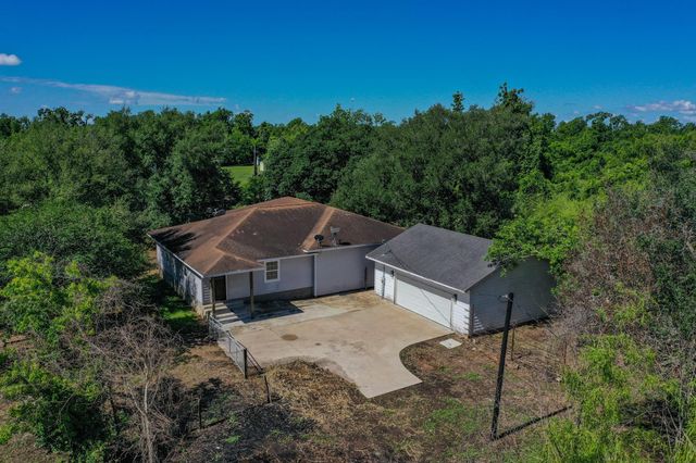 403 Fern Lane, Wharton, TX 77488